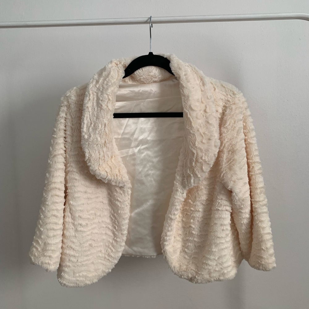 Cream Faux Fur Jacket (Shrug)